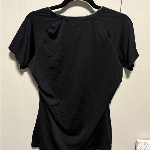 Nike Short Sleeve - Picture 4 of 5